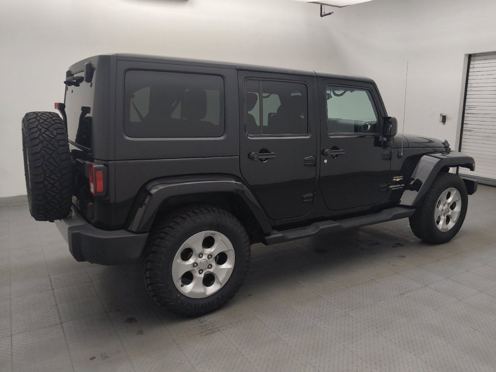Used 2015 Jeep Wrangler Unlimited Sahara w/ Connectivity Group AWD/4WD image 10