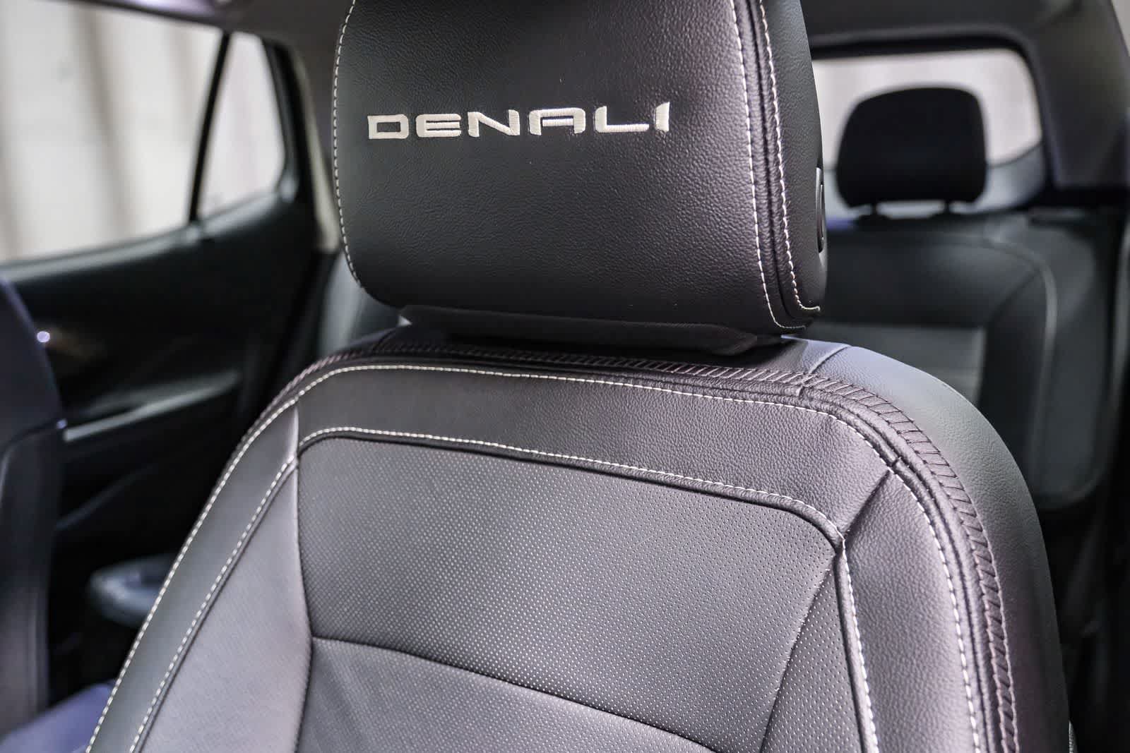 Used 2022 GMC Terrain Denali AWD/4WD image 25