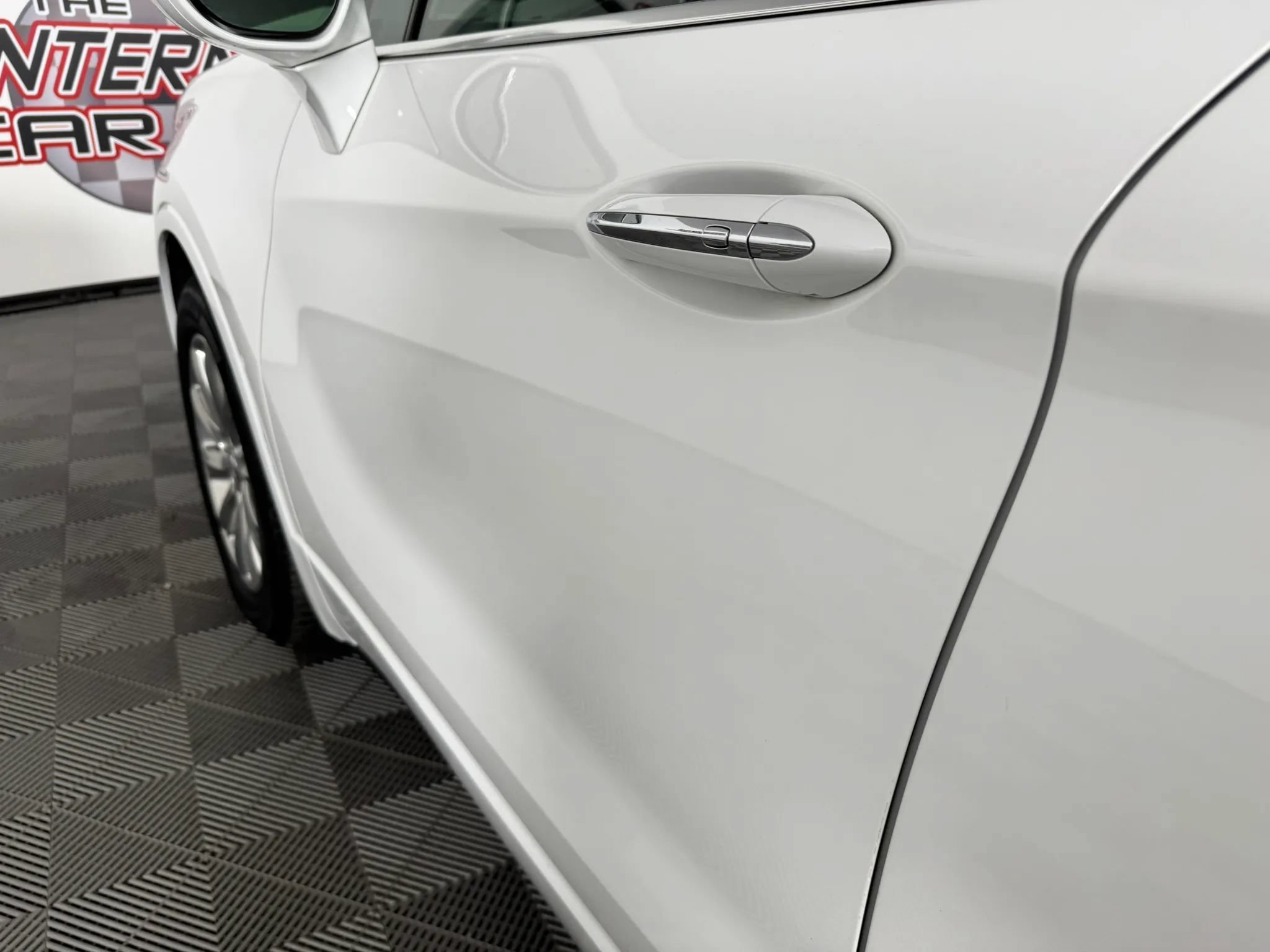 Used 2020 Buick Envision Essence FWD image 24