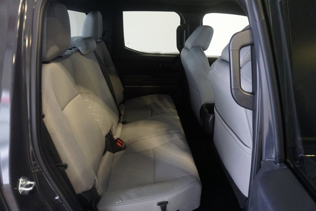 Used 2025 Toyota Tacoma SR5 image 21