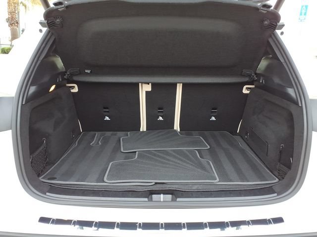 Certified 2024 Mercedes-Benz GLA 250 image 23