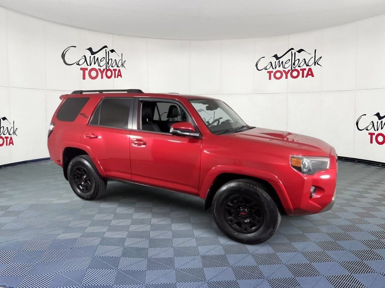 Used 2021 Toyota 4Runner TRD Off-Road Premium w/ Moonroof Package AWD/4WD image 2