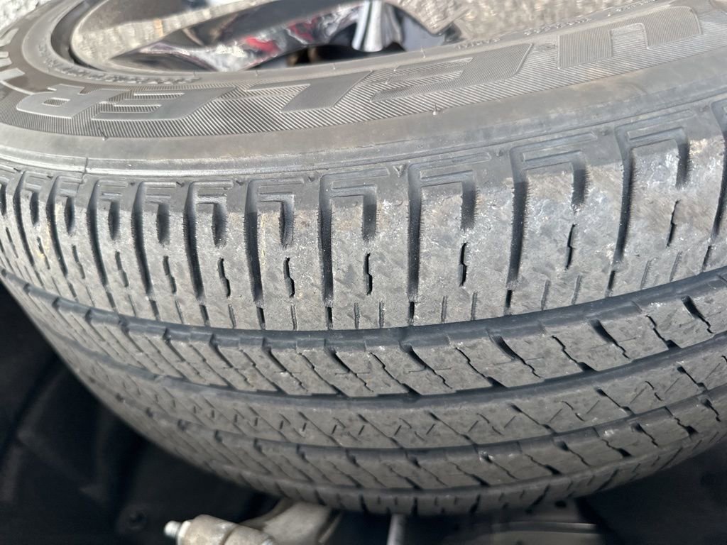 Used 2023 Jeep Grand Cherokee Altitude image 4