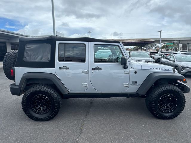 Used 2015 Jeep Wrangler Unlimited Rubicon w/ Max Tow Package image 4