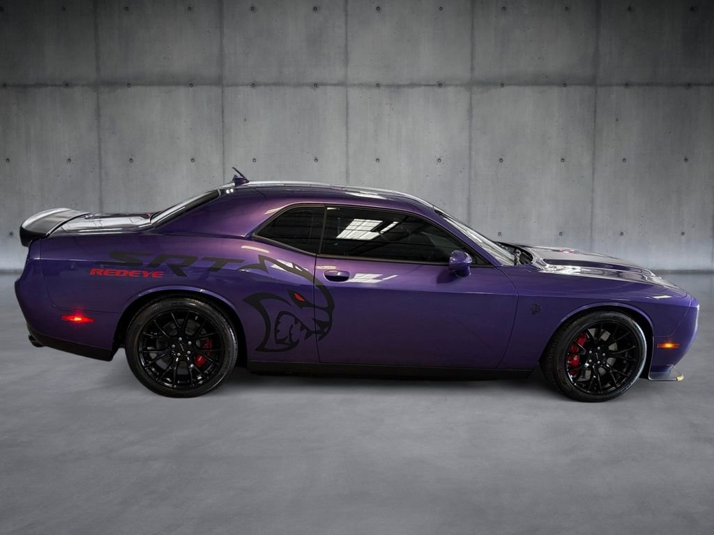 Used 2019 Dodge Challenger SRT Hellcat Redeye image 6