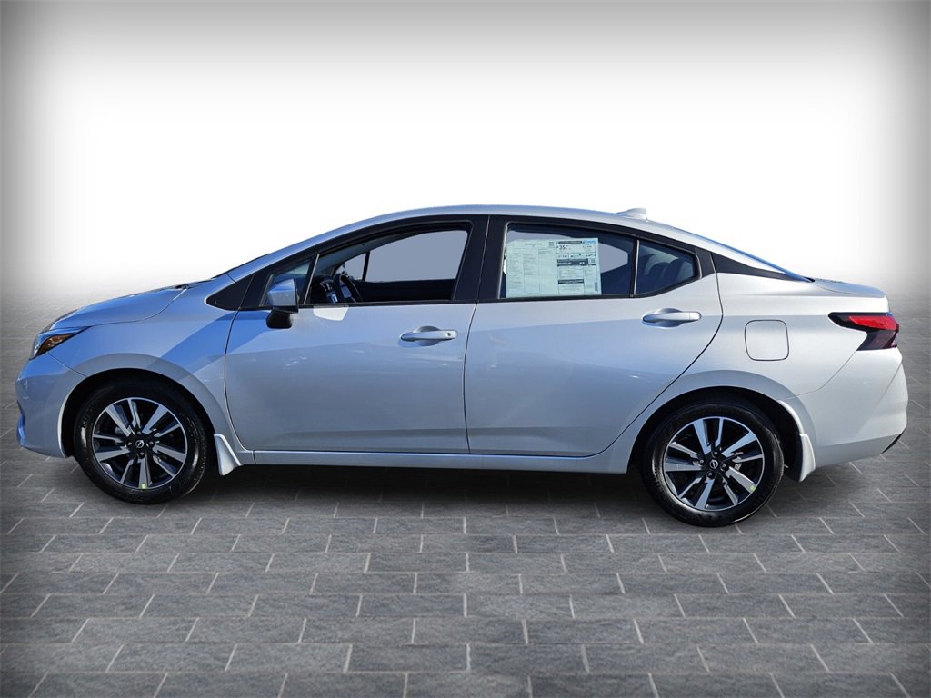 New 2025 Nissan Versa SV image 3