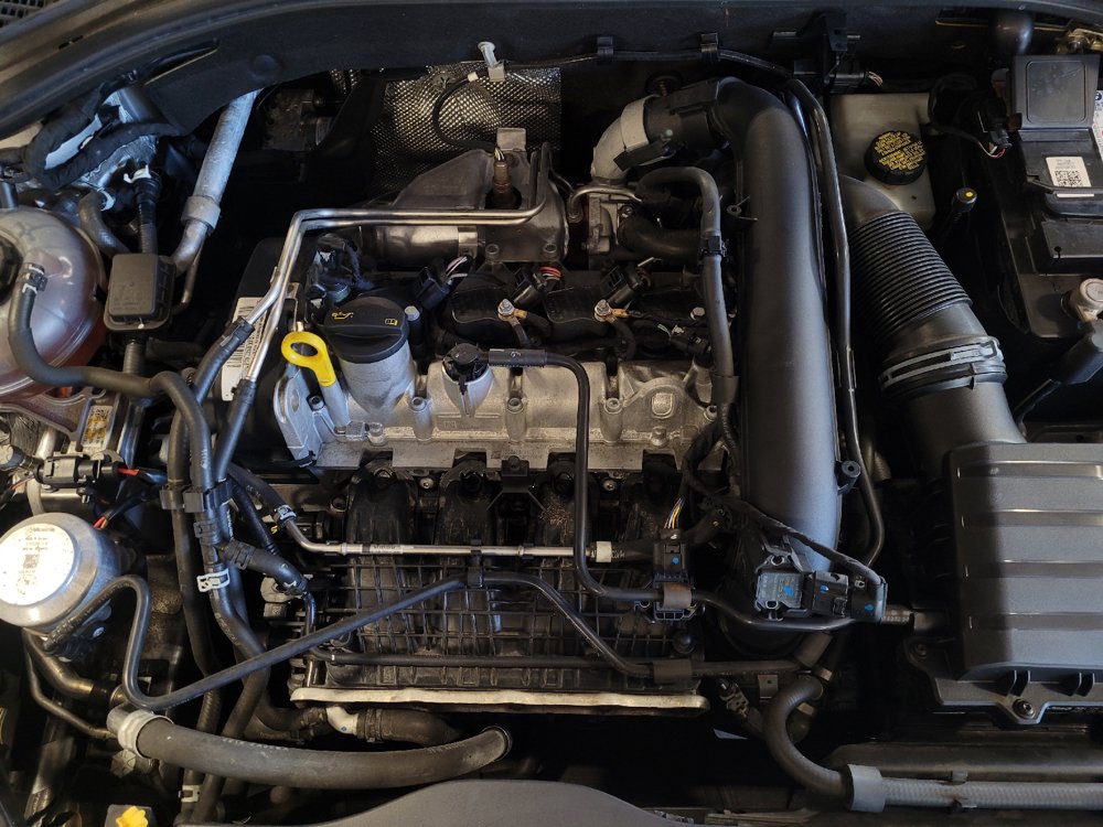 Used 2019 Volkswagen Jetta SEL w/ Cold Weather Package FWD image 30