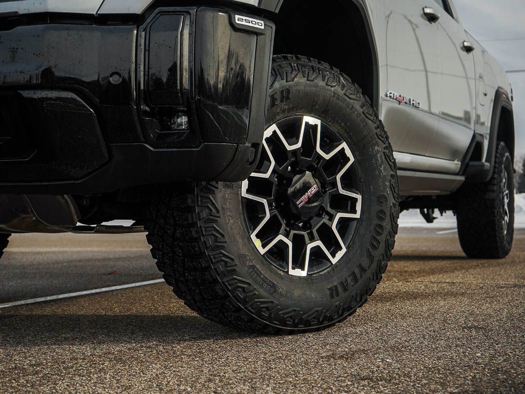 New 2026 GMC Sierra 2500 AT4X image 6