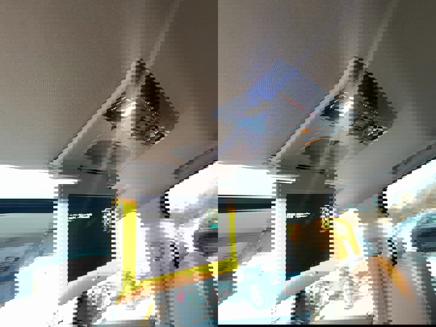 Used 2015 Chevrolet Suburban LT image 13