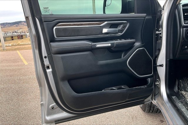 Used 2020 RAM 1500 Laramie image 21