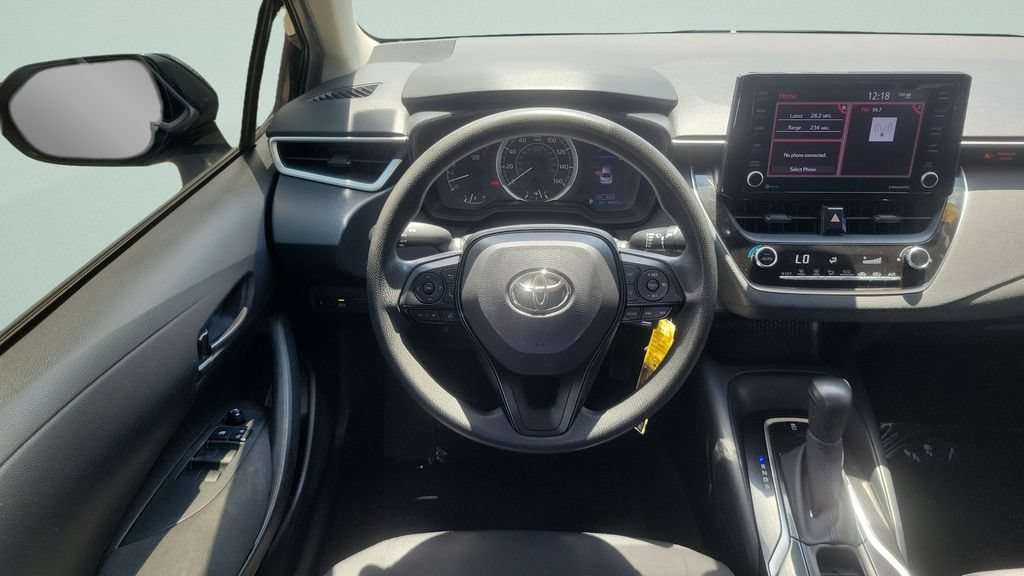 Used 2022 Toyota Corolla LE FWD image 11