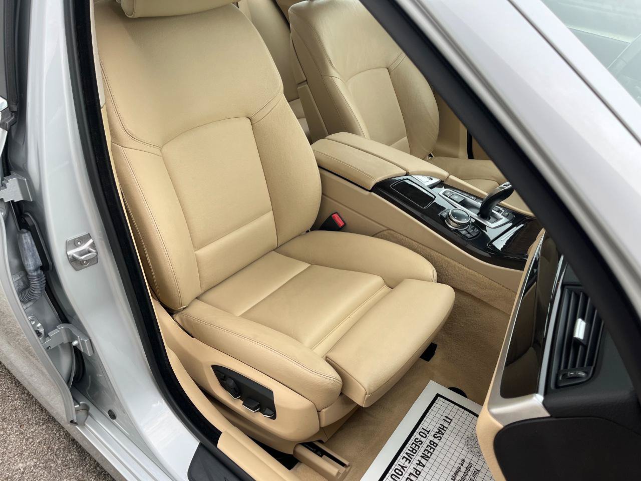 Used 2014 BMW 535d xDrive AWD/4WD image 22