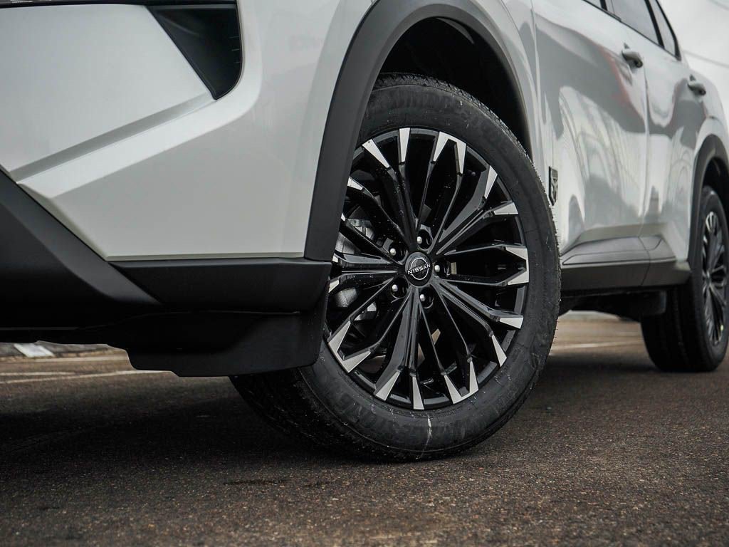 New 2026 Nissan Rogue SV AWD/4WD image 6