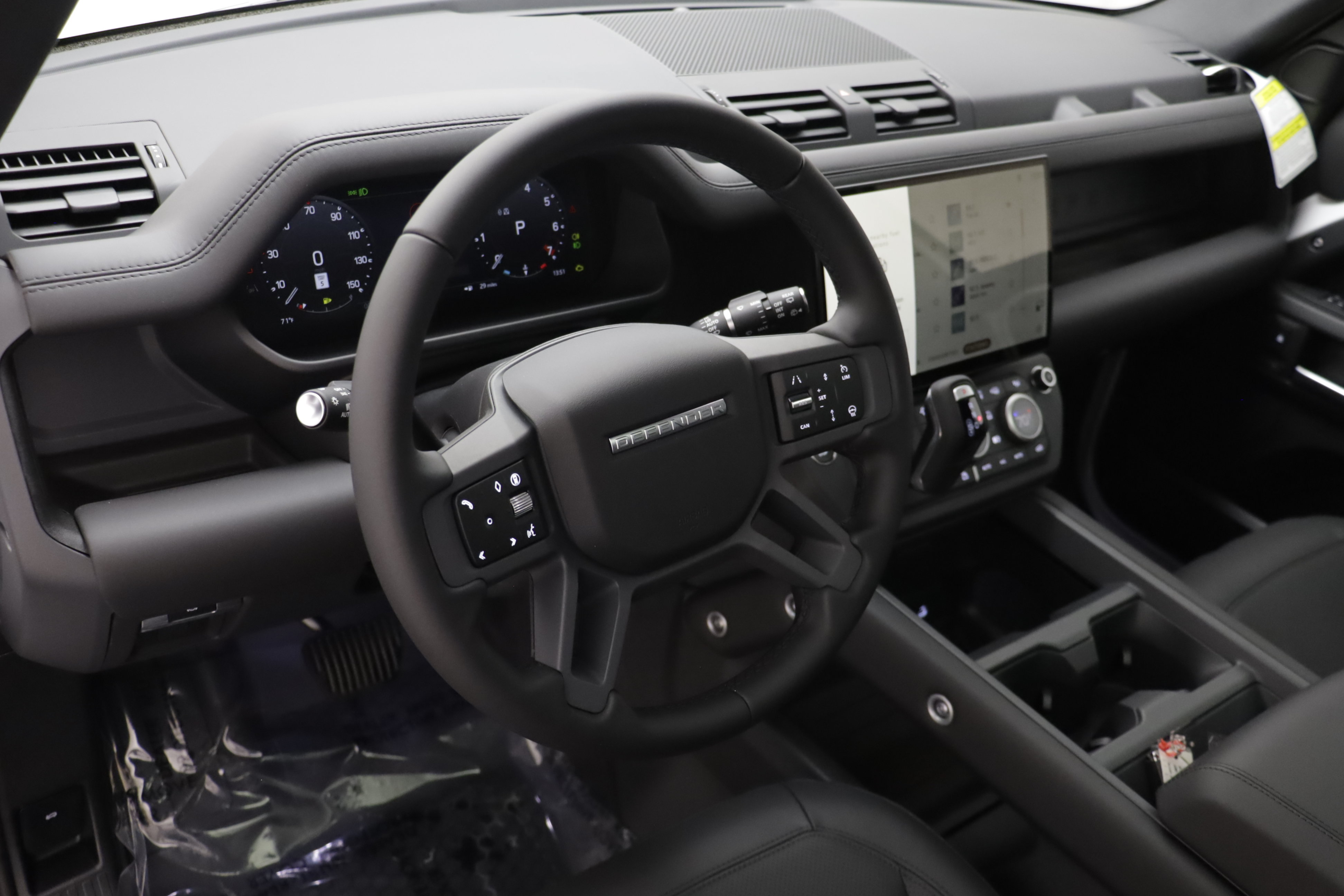 New 2026 Land Rover Defender 110 X-Dynamic SE AWD/4WD image 7