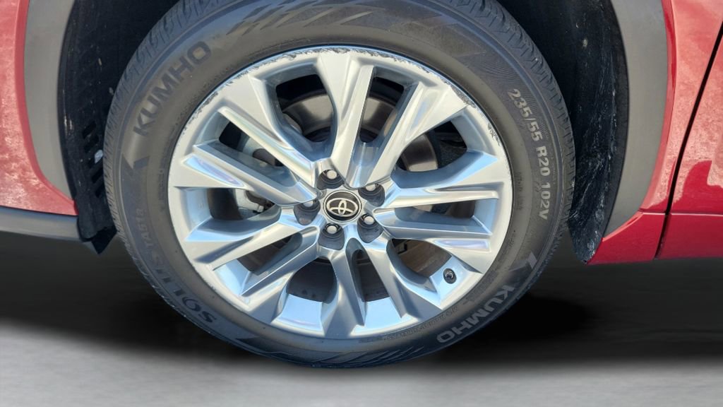 Used 2022 Toyota Highlander Limited FWD image 26