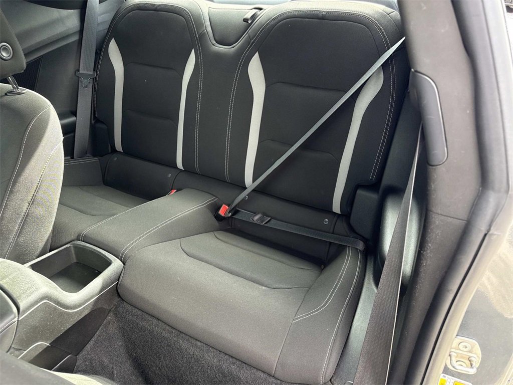 Used 2021 Chevrolet Camaro LT image 23