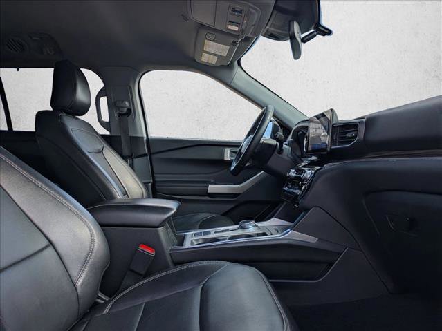 Used 2023 Ford Explorer Limited image 18