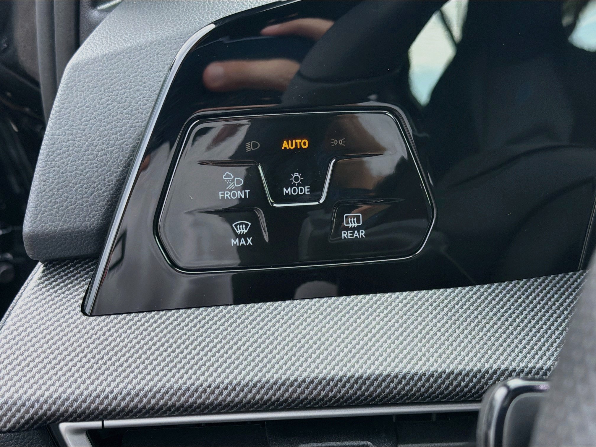New 2026 Volkswagen Golf AWD/4WD image 35