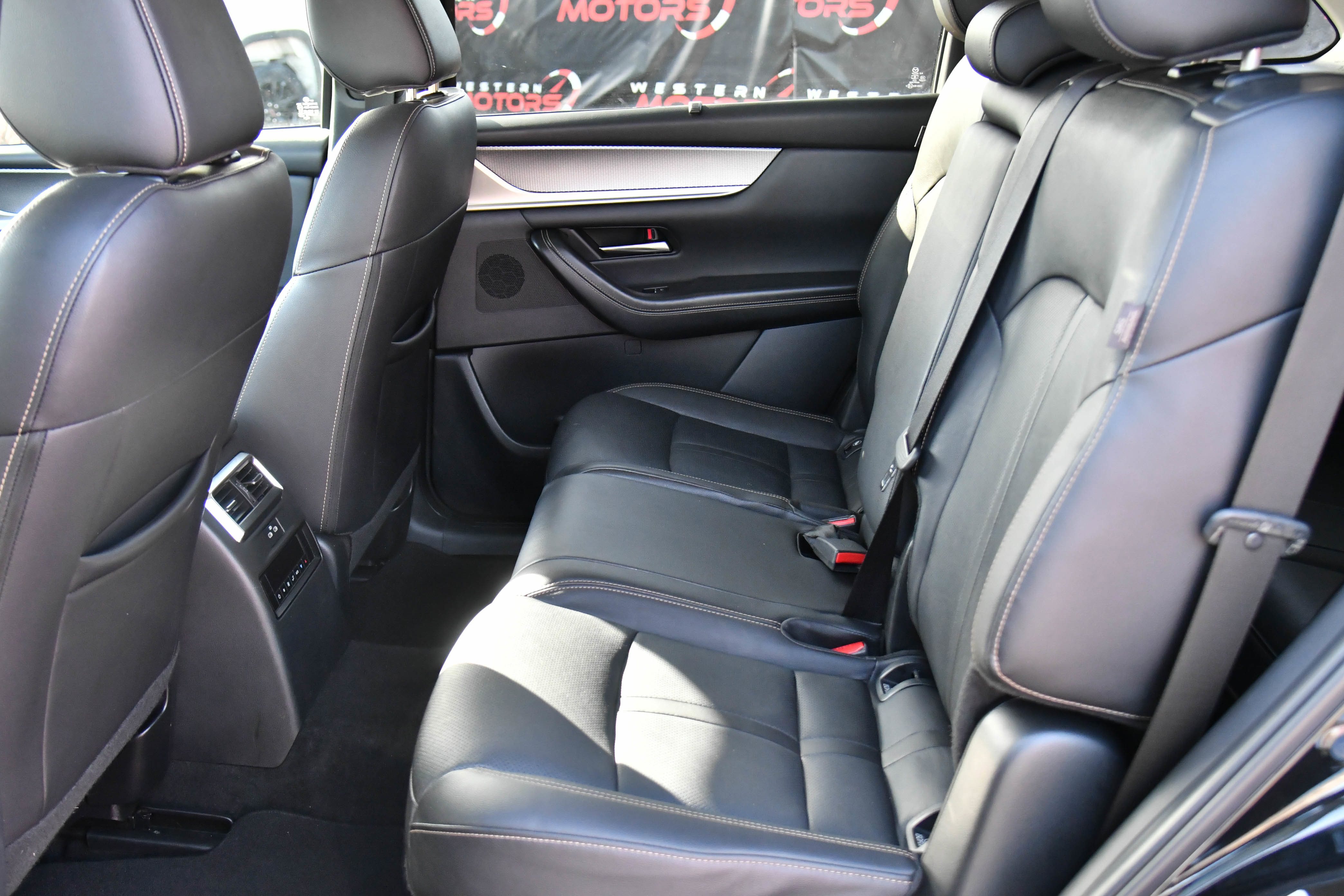 Used 2024 MAZDA CX-90 3.3 Turbo w/ Preferred Plus image 37