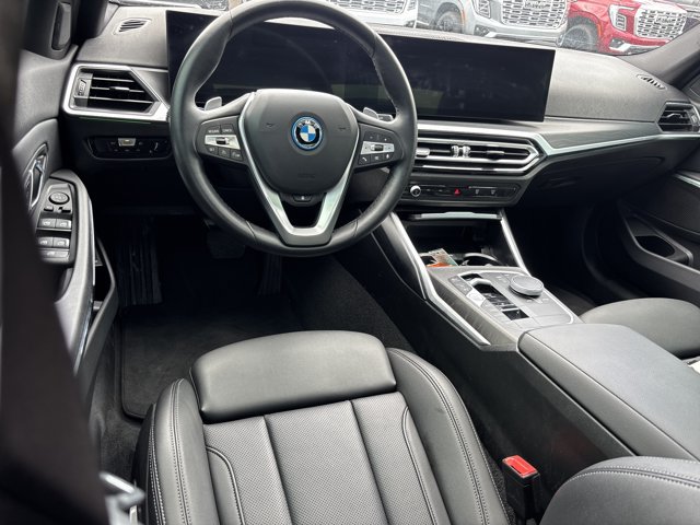 Used 2024 BMW 330e xDrive AWD/4WD image 15
