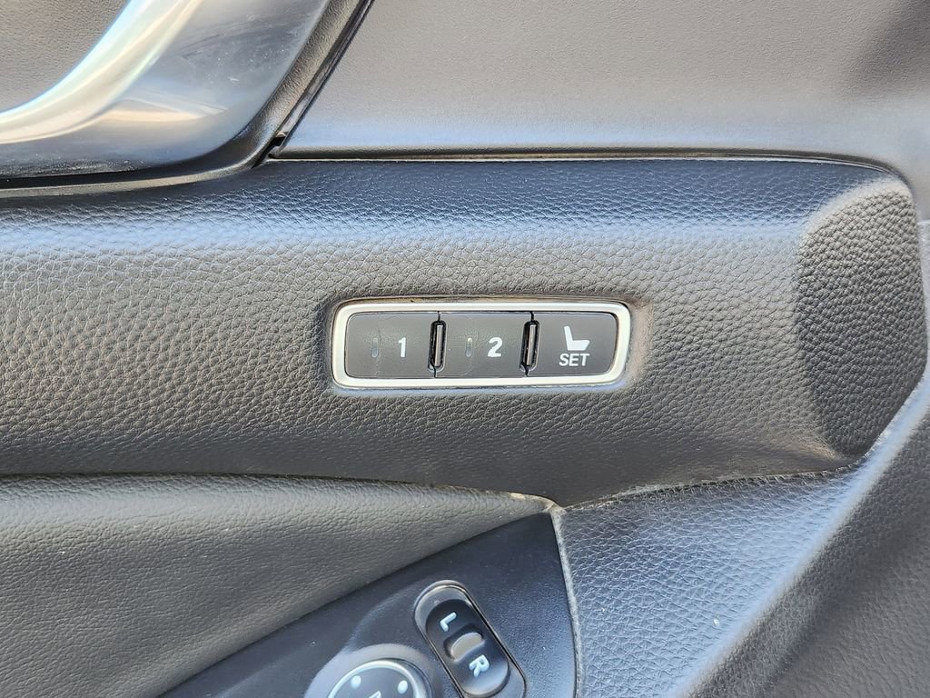 Used 2021 Honda Accord Touring image 30