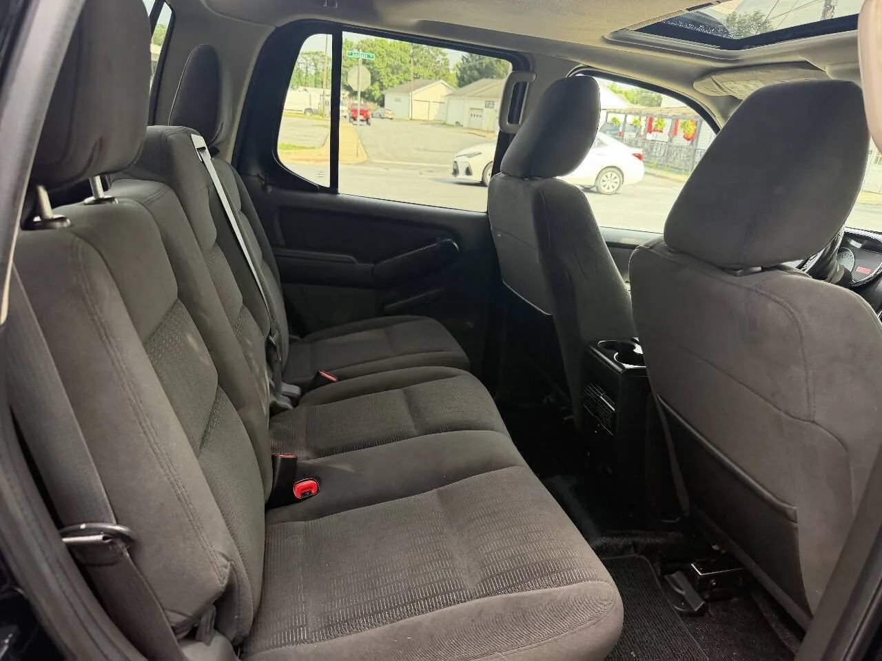 Used 2009 Ford Explorer Sport Trac XLT AWD/4WD image 36