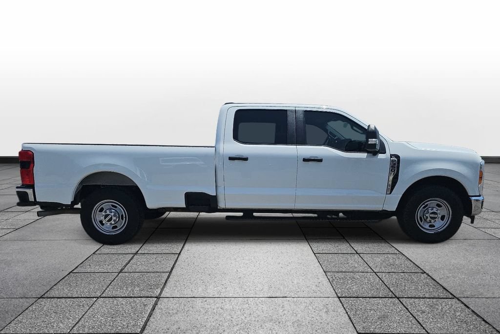 Used 2023 Ford F350 XL w/ 360-Degree Camera Package RWD image 4
