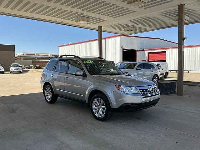 Used 2012 Subaru Forester 2.5X Premium image 3