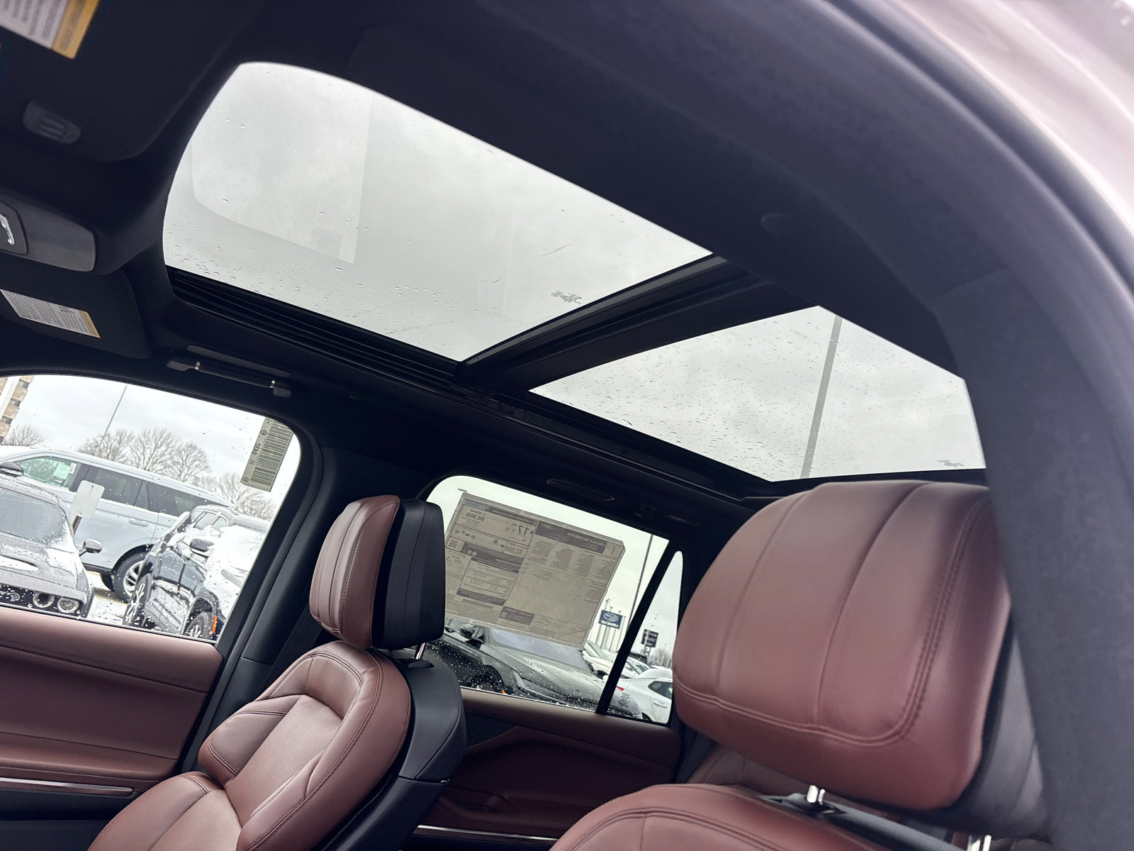 New 2026 Lincoln Navigator Reserve image 25