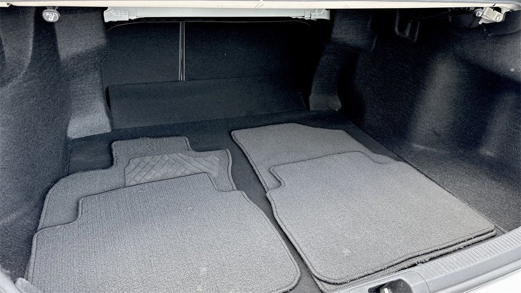 Used 2018 Toyota Camry LE image 58