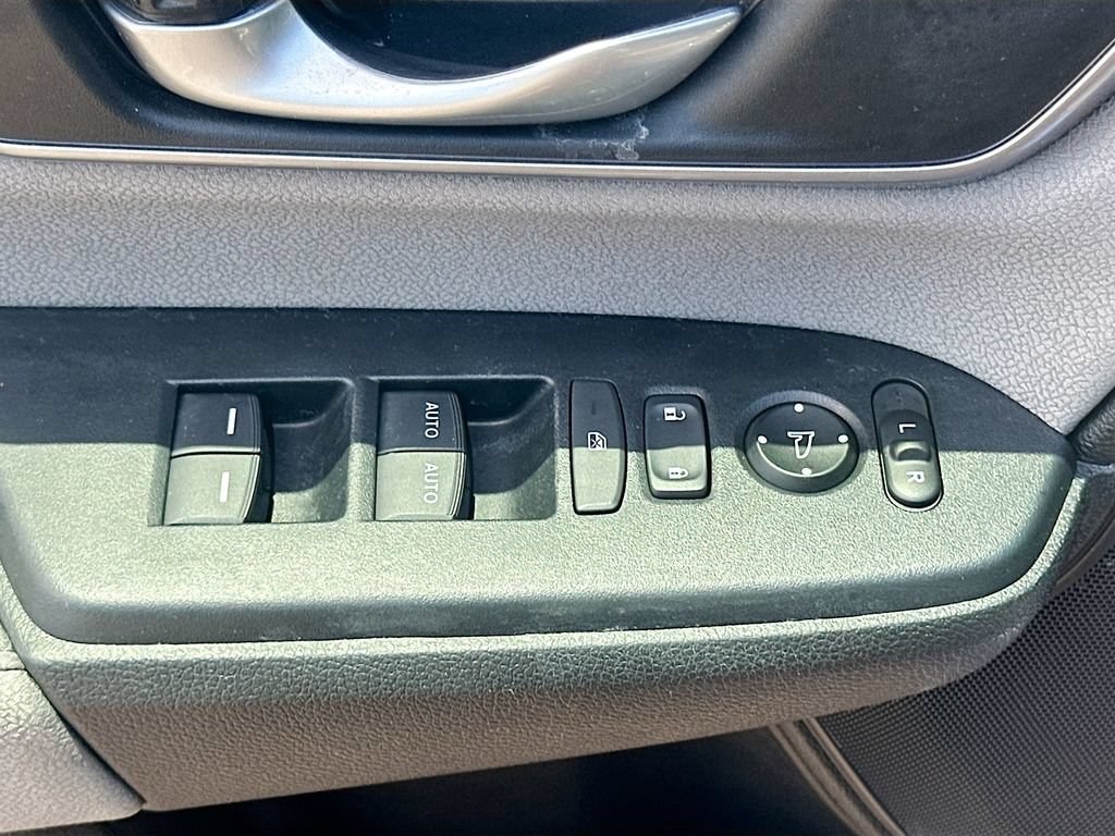 Used 2019 Honda CR-V EX image 17
