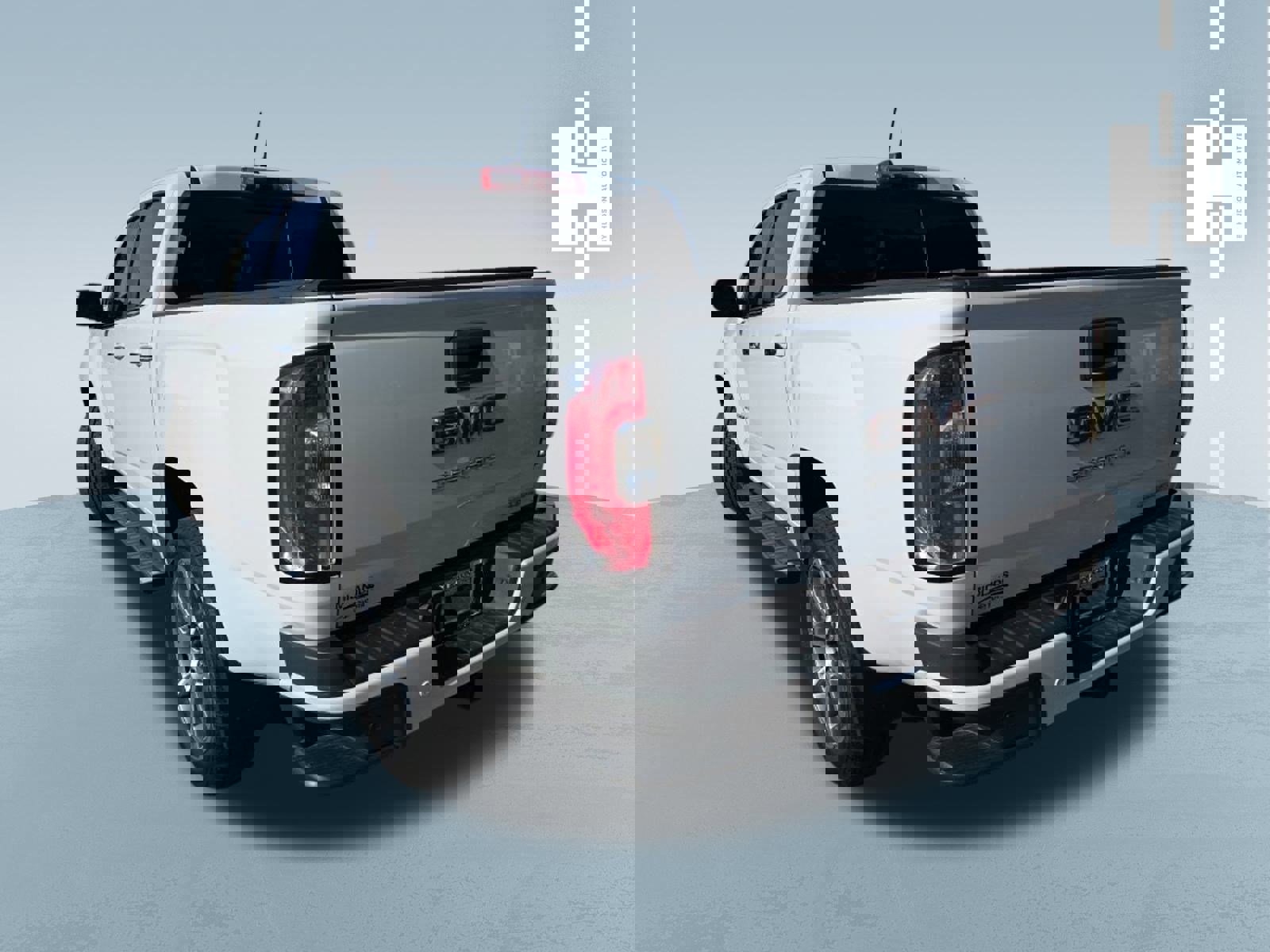 Used 2022 GMC Canyon Denali image 3