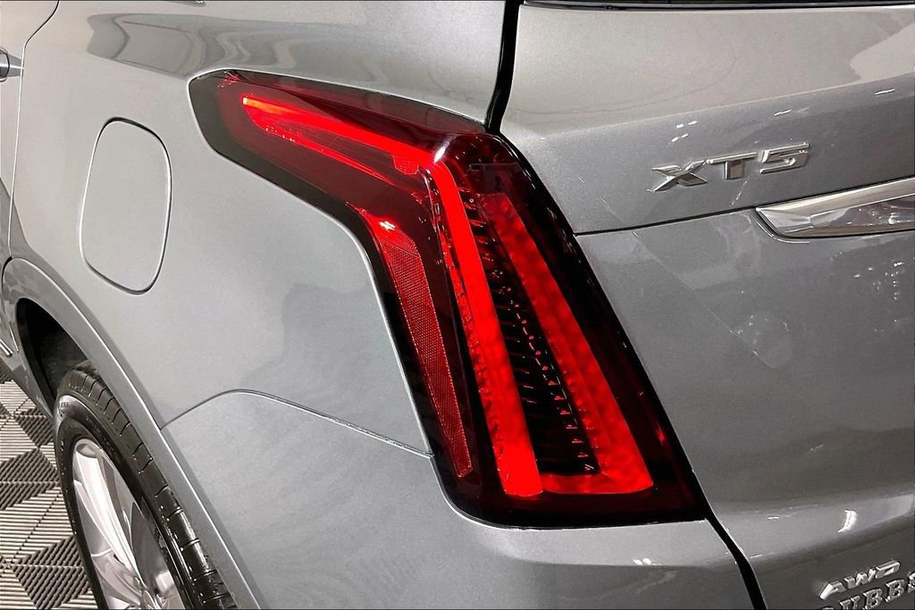 Used 2024 Cadillac XT5 Premium Luxury image 40