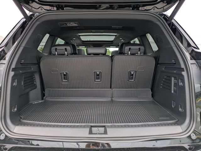 New 2026 Buick Enclave Avenir w/ Super Cruise Package FWD image 14