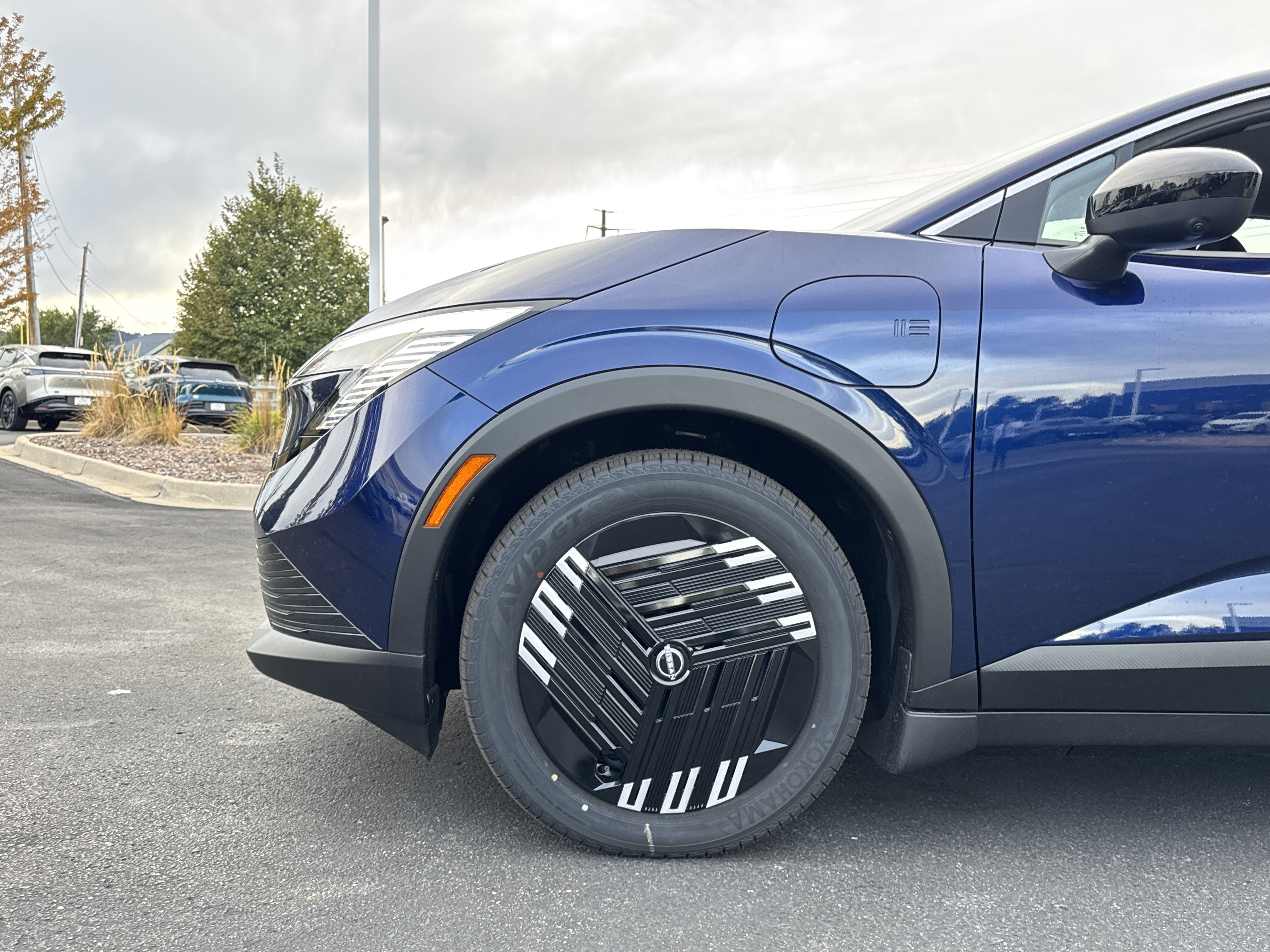 New 2026 Nissan Leaf w/ Floor Mat Package (S+) FWD image 19