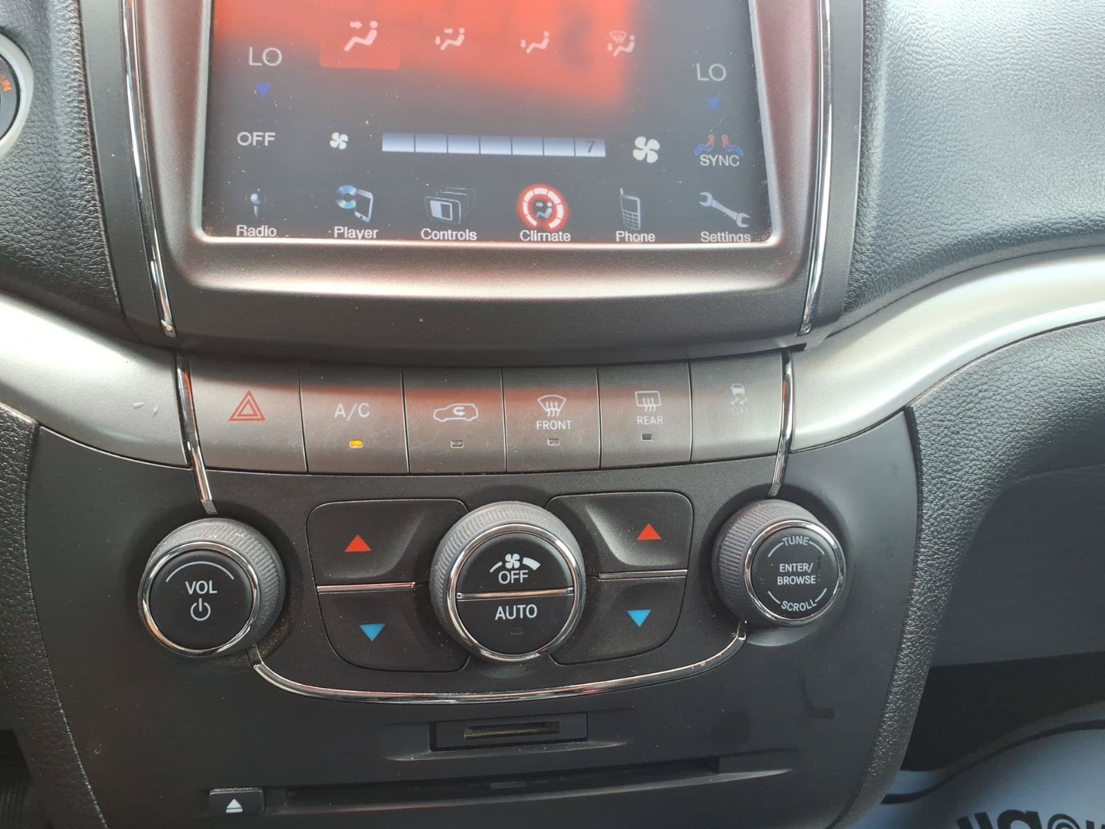 Used 2019 Dodge Journey Crossroad AWD/4WD image 23