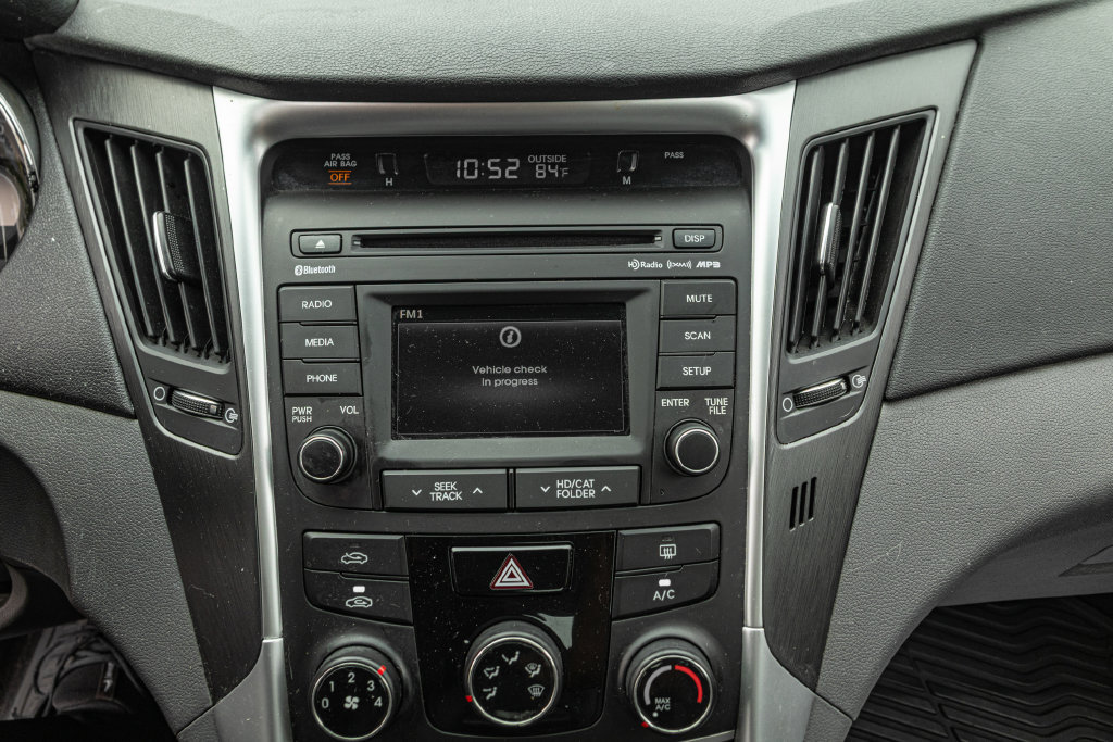 Used 2014 Hyundai Sonata GLS w/ Popular Equipment Group 2 FWD image 16