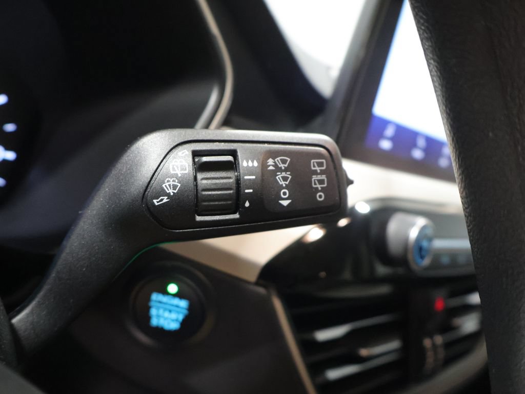 Used 2020 Ford Escape SE AWD/4WD image 36