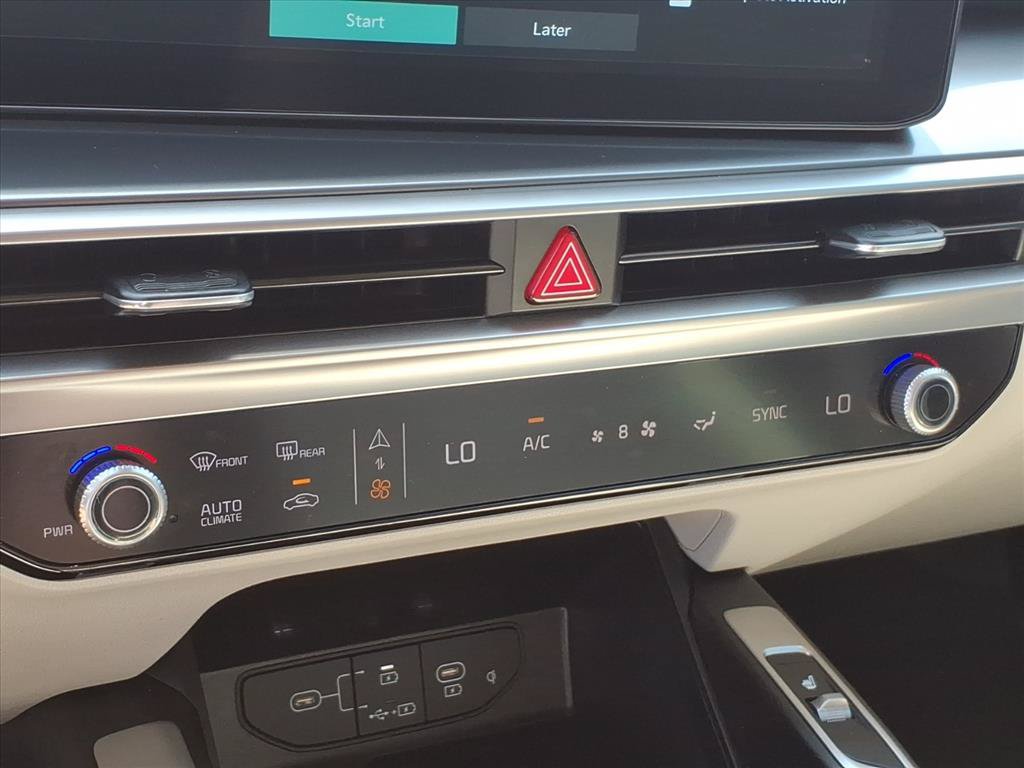 Used 2024 Kia Sorento S AWD/4WD image 33