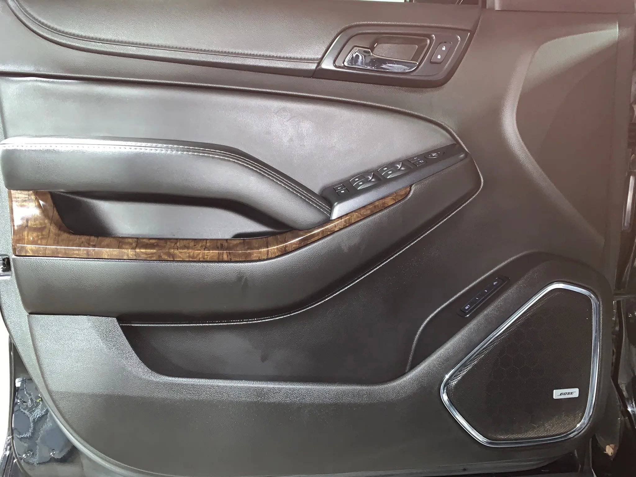 Used 2017 Chevrolet Tahoe LT image 19