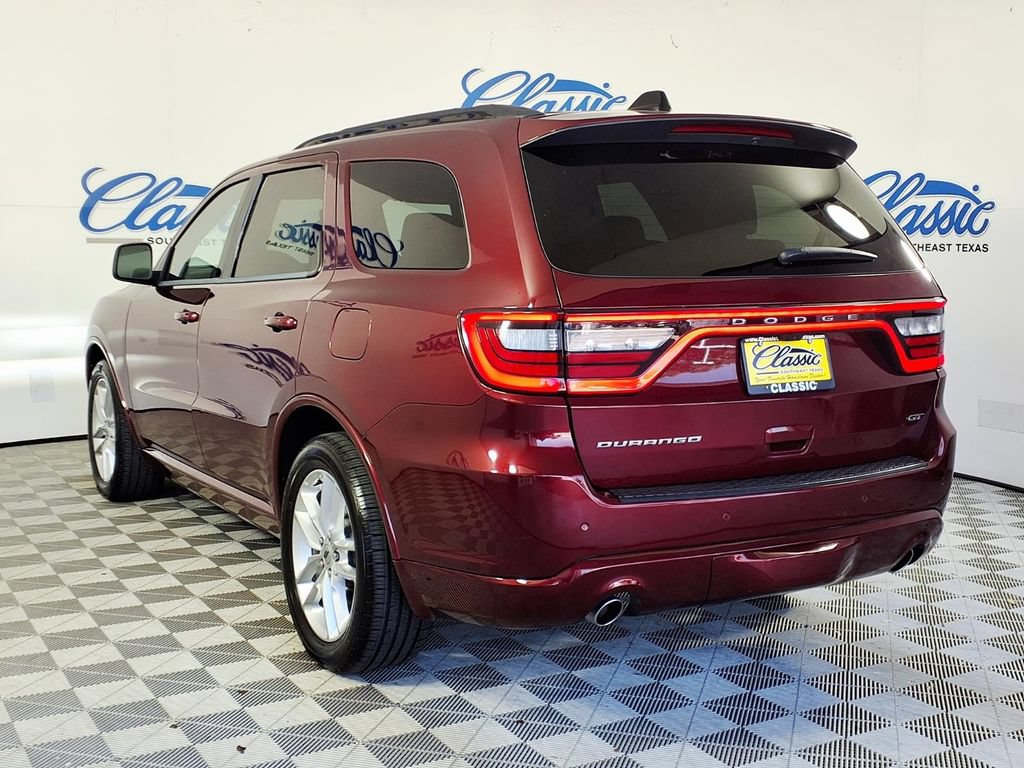 Used 2023 Dodge Durango GT RWD image 2