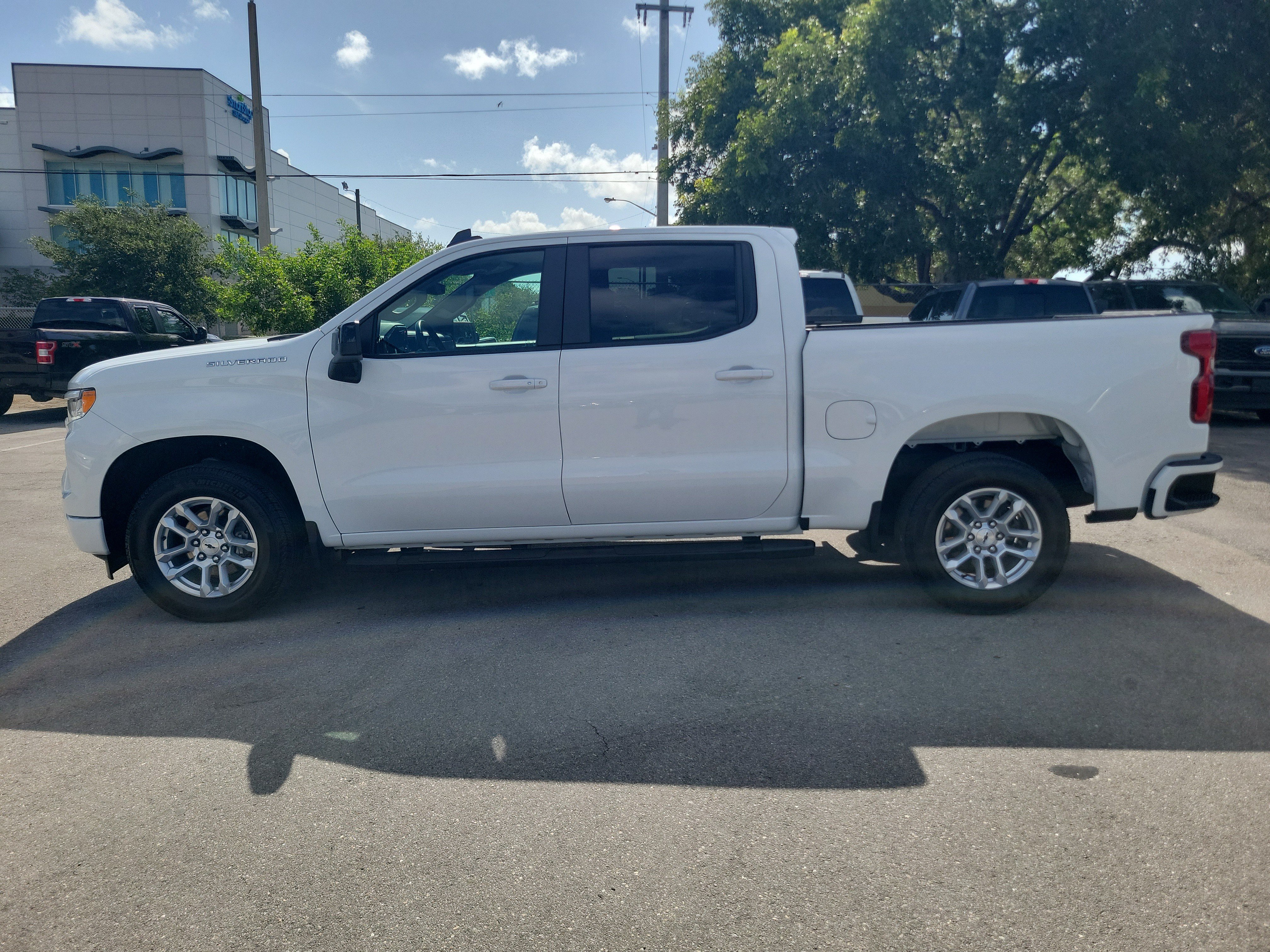 Used 2024 Chevrolet Silverado 1500 RST RWD image 8