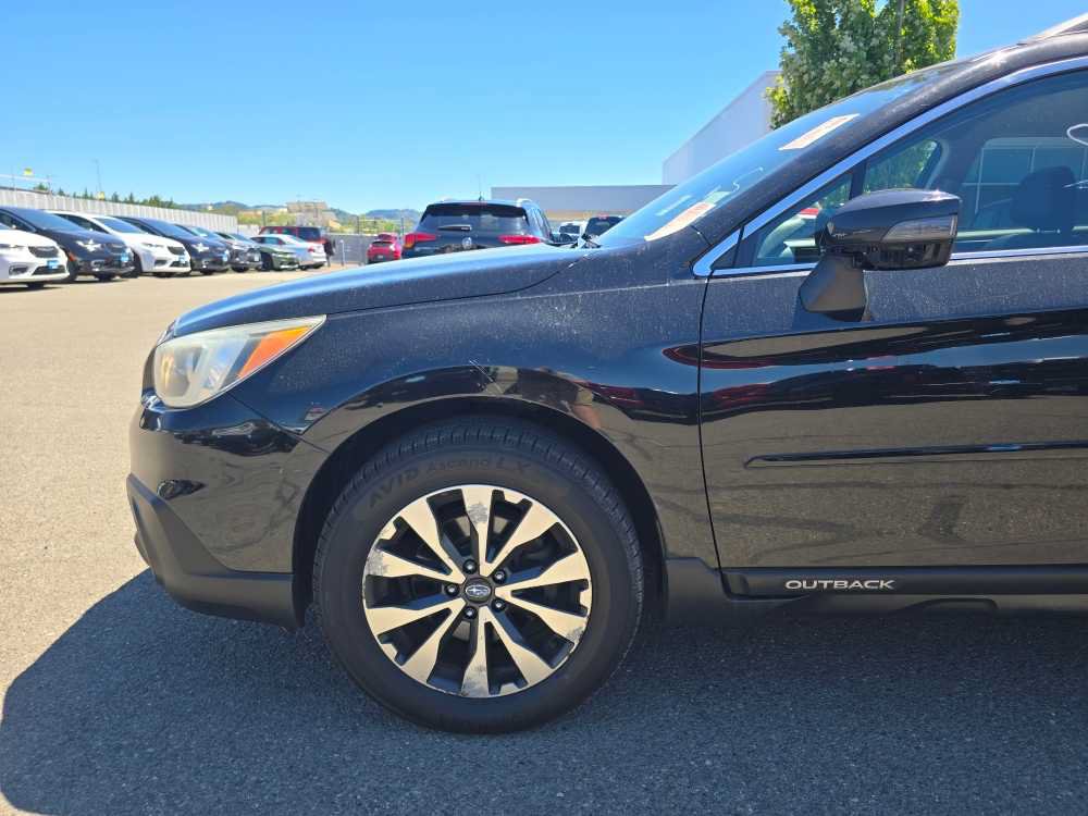 Used 2015 Subaru Outback 2.5i Limited AWD/4WD image 6