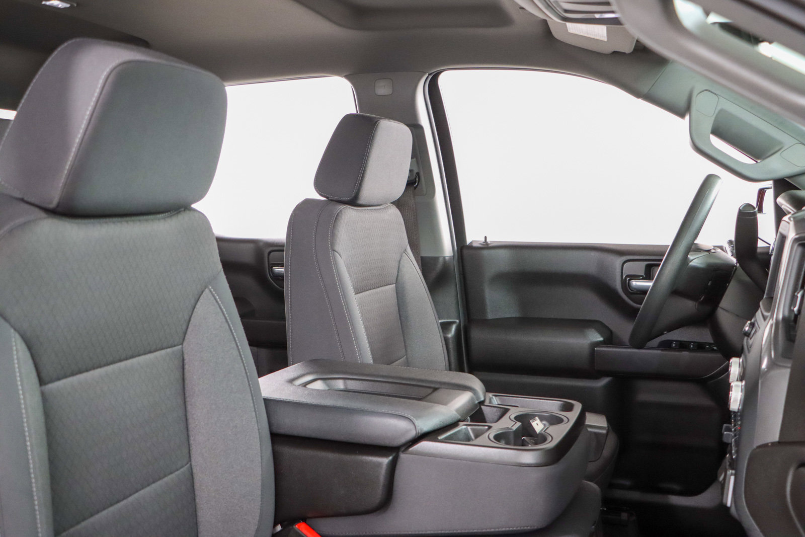 Used 2024 GMC Sierra 1500 Pro w/ Pro Value Package image 27