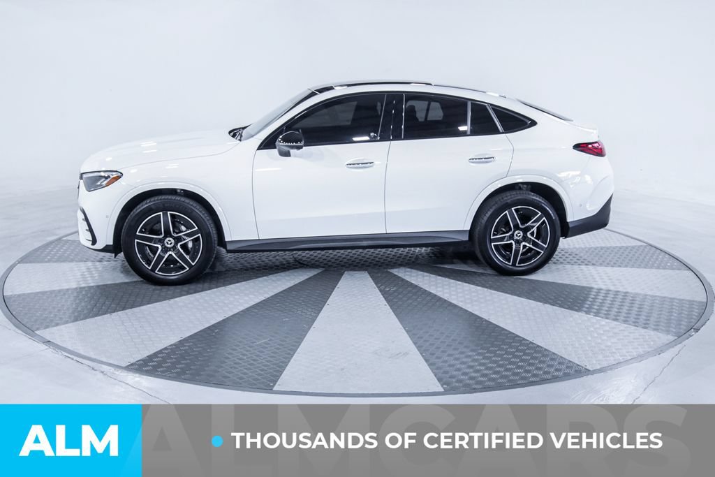 Used 2024 Mercedes-Benz GLC 300 4MATIC w/ AMG Line image 4