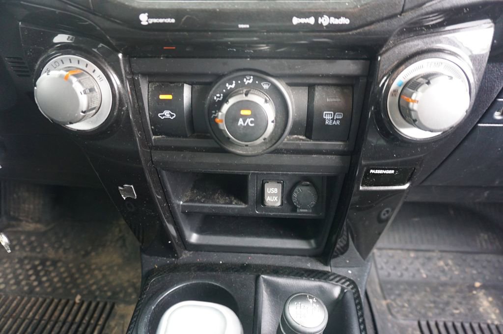 Used 2018 Toyota 4Runner TRD Off-Road Premium w/ Wilderness Package image 11