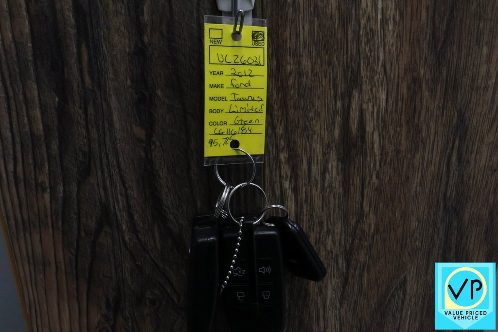 Used 2012 Ford Taurus Limited image 27