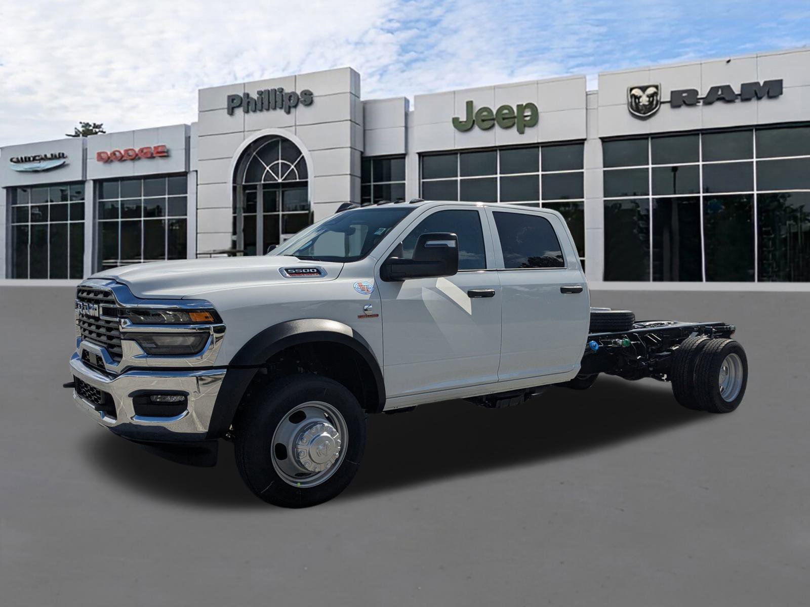 New 2026 RAM 5500 Tradesman w/ Chrome Appearance Group image 7
