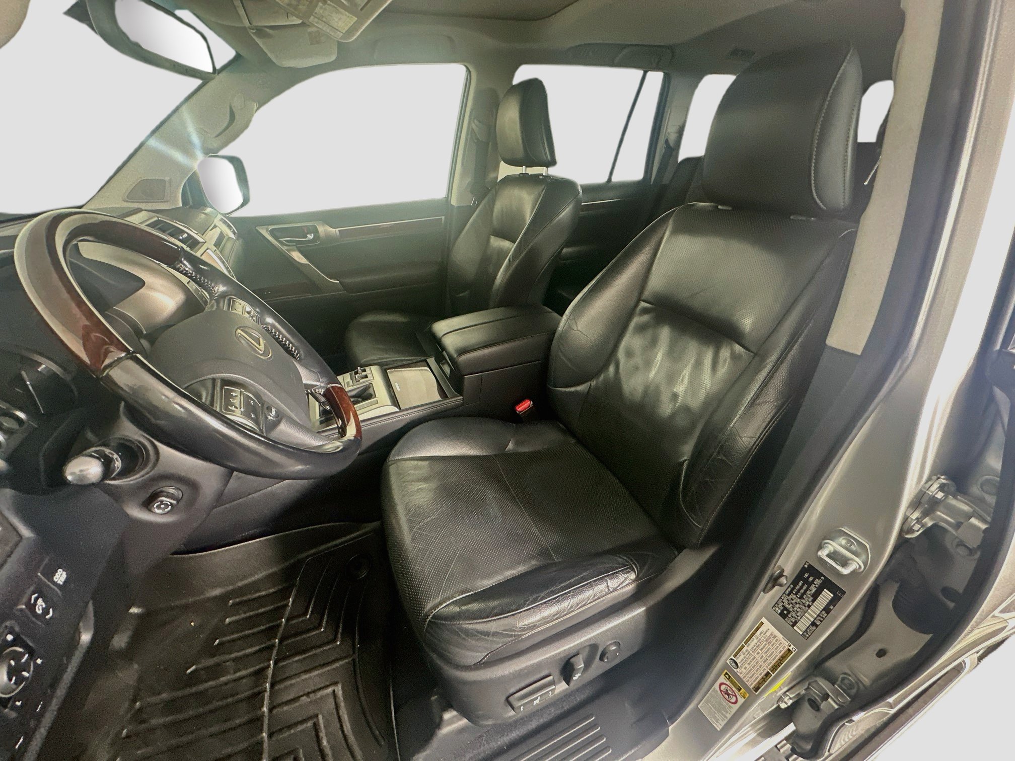 Used 2016 Lexus GX 460 w/ Premium Package AWD/4WD image 13