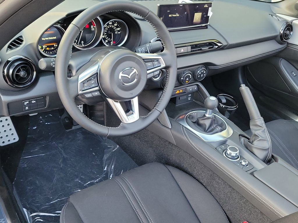 New 2026 MAZDA MX-5 Miata Club w/ Interior Package RWD image 14